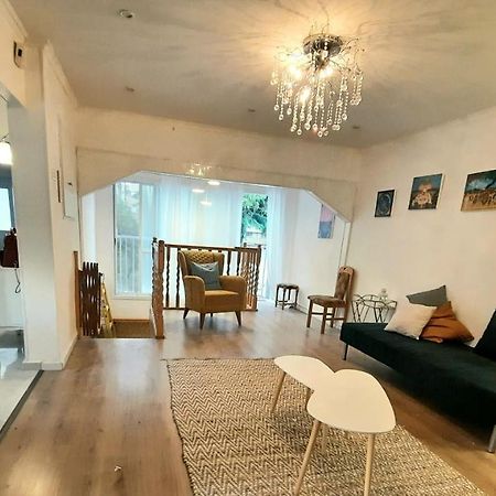 דירת אירוח חן - Chen Place อารัด ภายนอก รูปภาพ